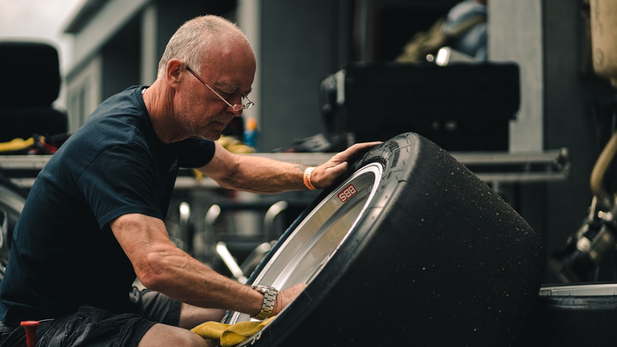 Různobarevné zeleniny a ovoce bohaté na vitamíny